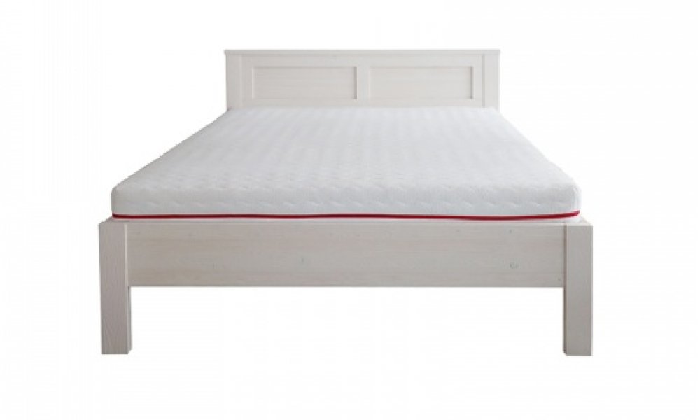 Bett aus massiver Fichte