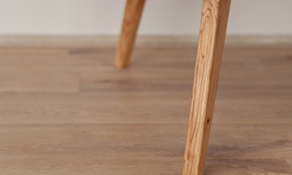 Couchtisch aus Massivholz