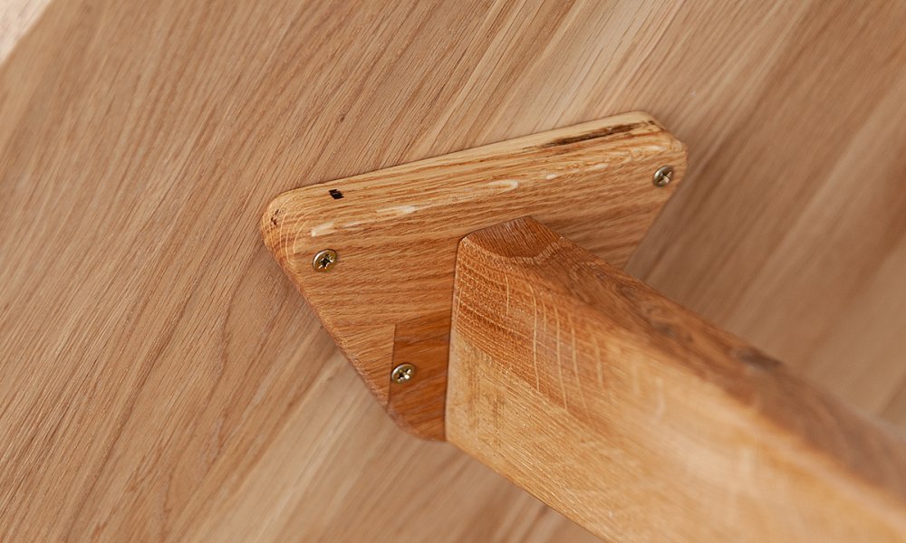 Couchtisch aus Massivholz