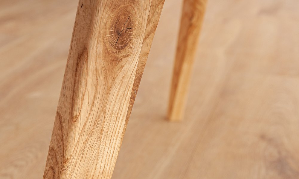 Couchtisch aus Massivholz