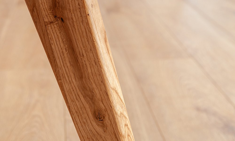 Couchtisch aus Massivholz