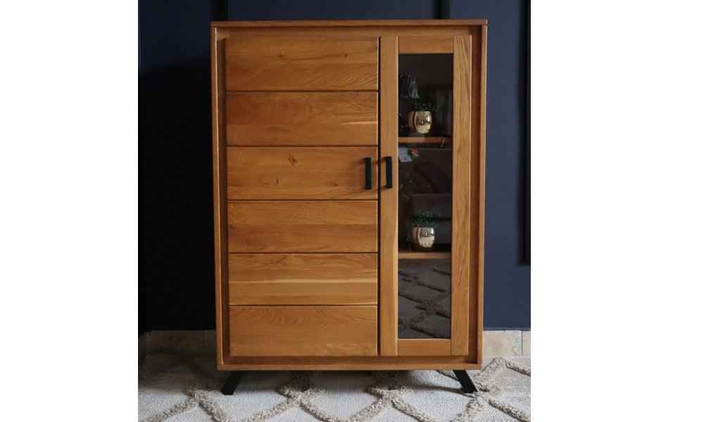 Highboard aus massiver Eiche