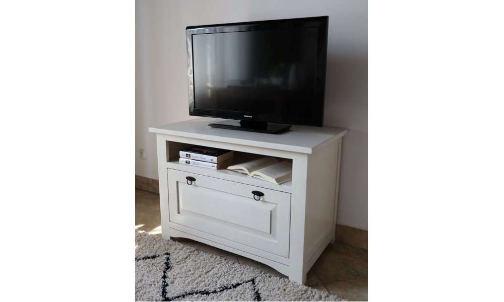 TV-M&ouml;bel aus Massivholz 