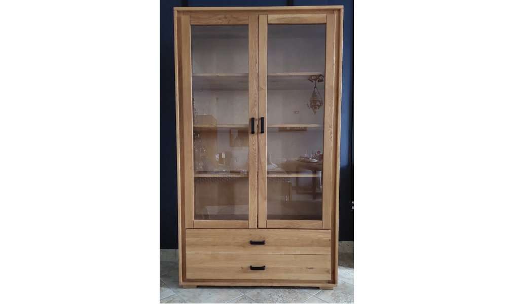 Vitrine aus massiver Eiche