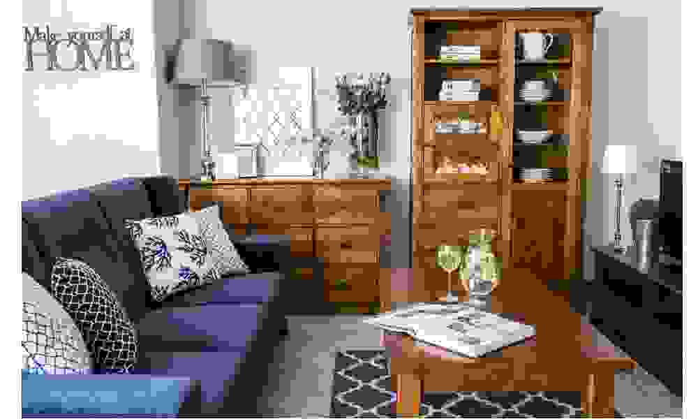 Vitrine aus Massivholz