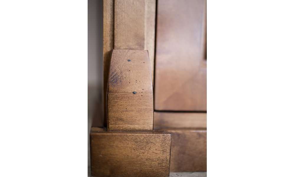 Classic Villa Vitrine