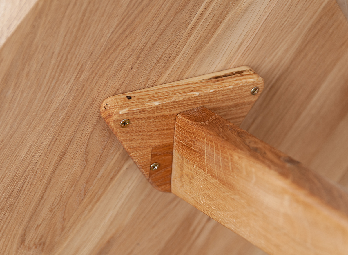 Couchtisch aus Massivholz
