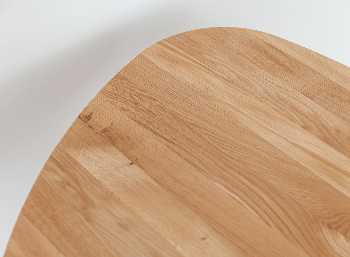 Couchtisch aus Massivholz