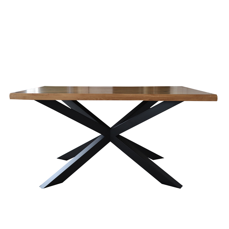 Tisch aus massiver Eiche mit spinnenartigen Beinen (feste Gr&ouml;sse) 