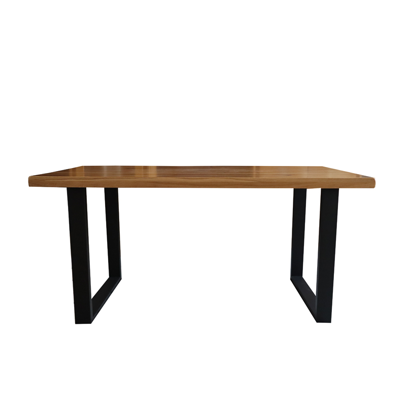 Tisch aus massiver Eiche mit U-f&ouml;rmigen Beinen (feste Gr&ouml;sse)